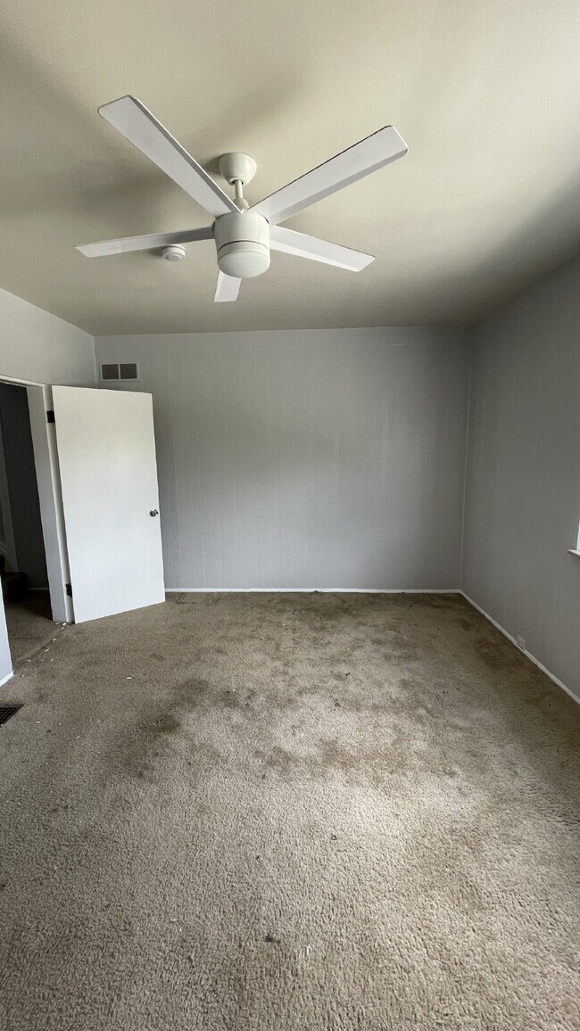 Building Photo - Pittsburgh Section 8 Housing Available NOW