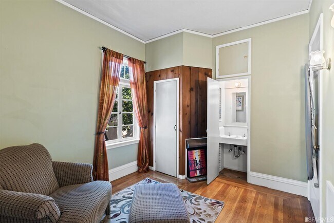 Foto del edificio - 143 Athol Ave