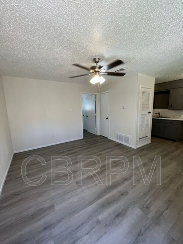 Foto del edificio - 1101 52nd St