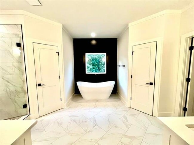 Building Photo - 160 Caurel Cir