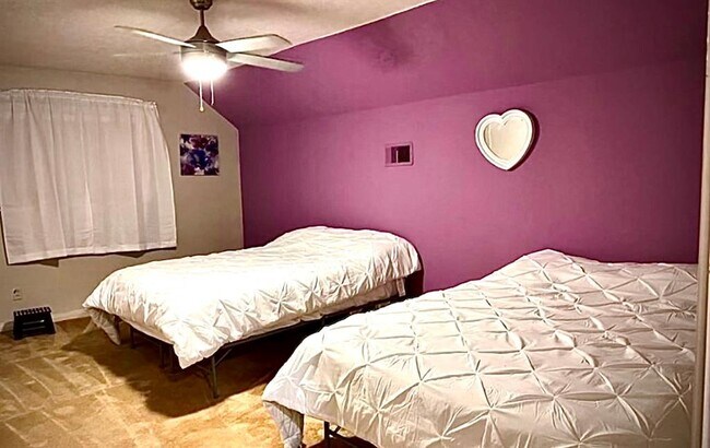 Foto del edificio - 231 Viceroy Dr