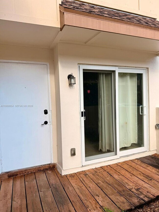 Foto del edificio - 833 NW 81st Terrace