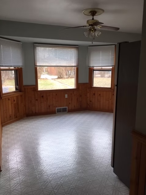 Kitchen - 3340 S Dayfield Ave