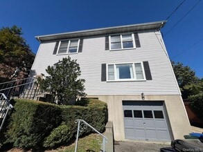 Building Photo - 335 5th St