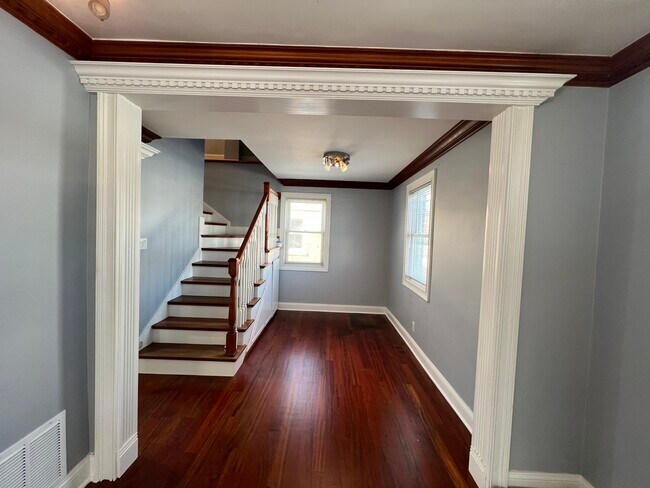 Foto del edificio - 9741 Lonnquist Dr