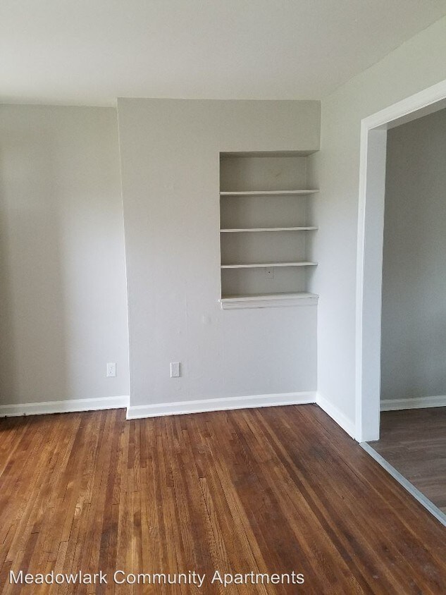 Foto principal - 2703 E Harry St