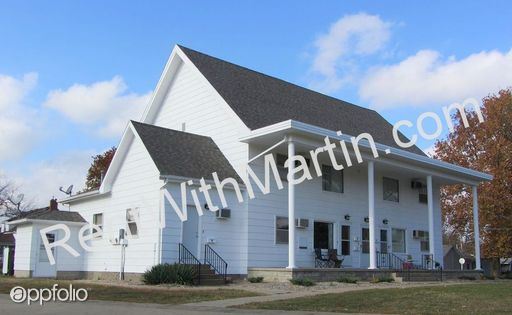 Primary Photo - 810 Bishop Ave