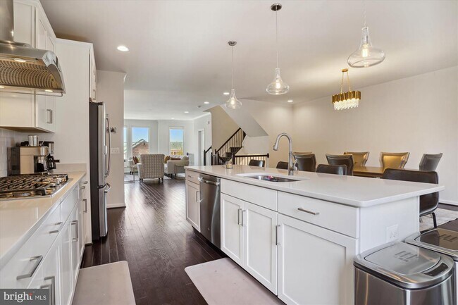 Building Photo - 8423 Reformatory Way