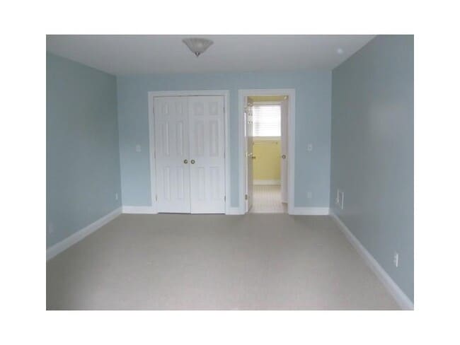 Building Photo - 99 Ferry Landing Cir