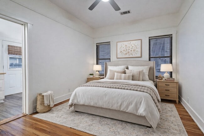 Building Photo - 936 Columbia St