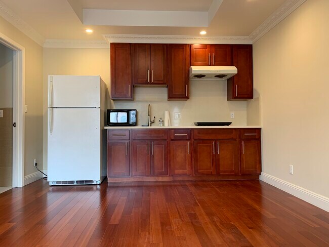 Building Photo - 309 Rio Verde St