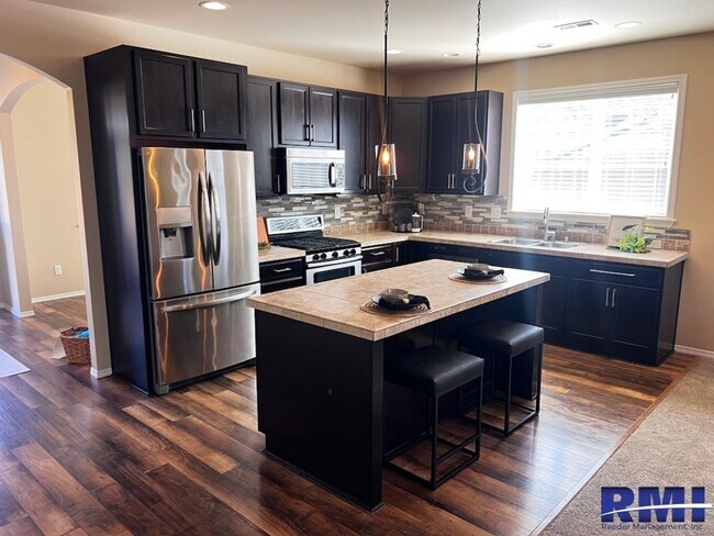 Foto del edificio - 11244 Borgen Loop NW