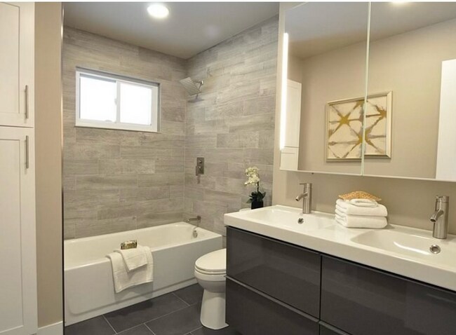 Bathroom - 6521 S Cedar St