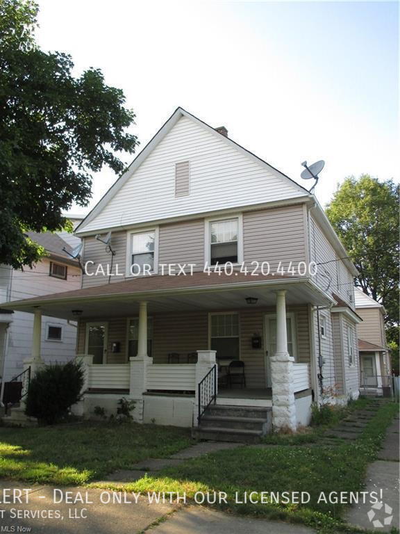 Building Photo - 7012 Wakefield Ave