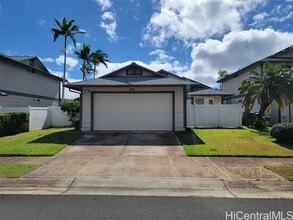 Building Photo - 91-215-215 Laupai Way