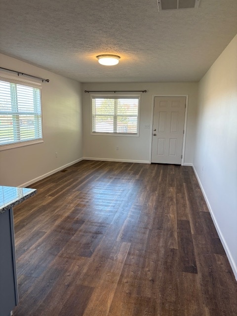 Building Photo - 815 Warrior Dr, Vincent, OH, 45784