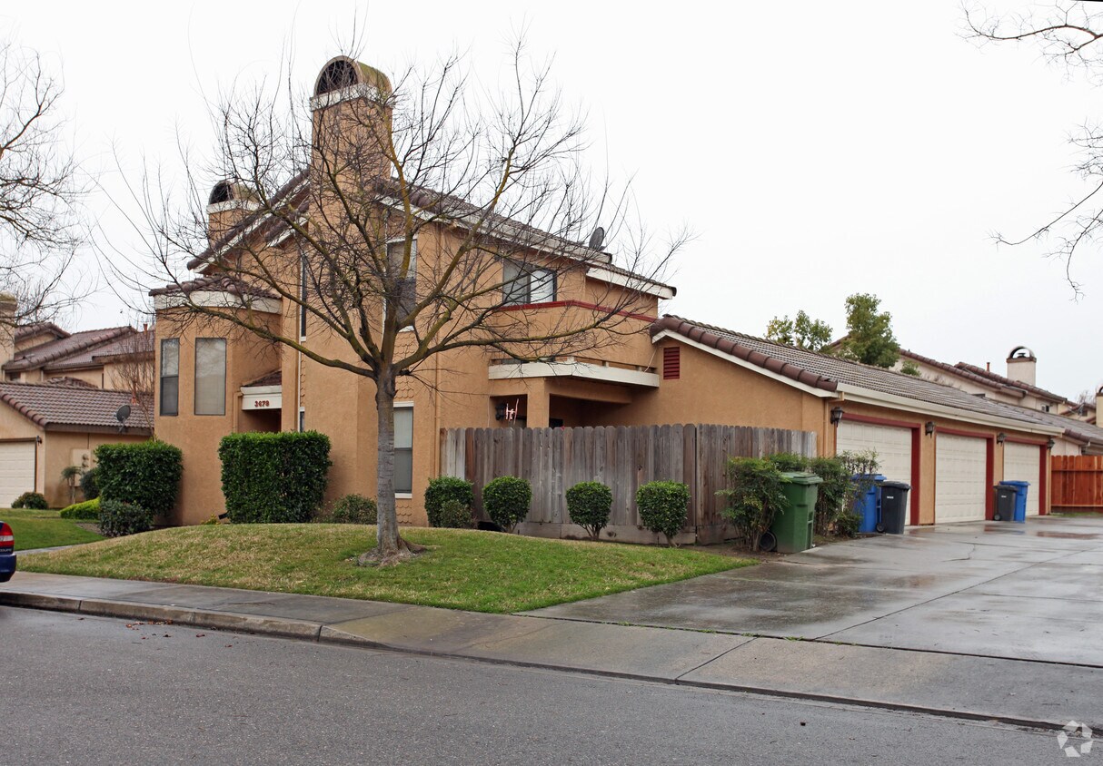 Primary Photo - 3675--3679 Tuscany Pl