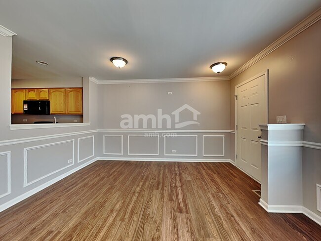 Building Photo - 680 Lincoln Station Dr