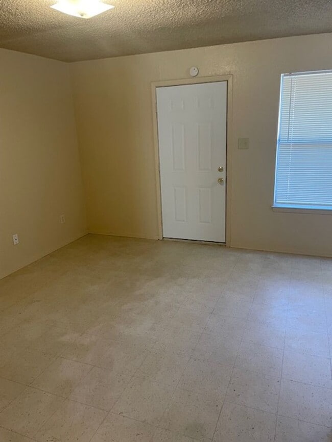 Foto del edificio - 3536 S Littlejohn Ave