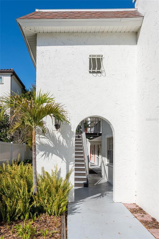 Building Photo - 3211 W De Leon St
