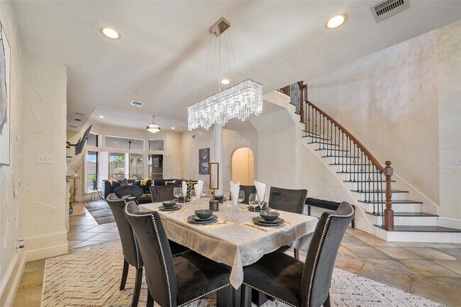 Foto del edificio - 14311 Islandwoods Dr