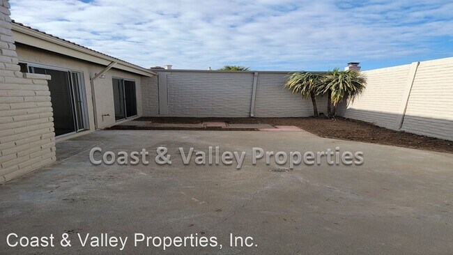 Building Photo - 2 br, 1 bath House - 1507 Cherokee Dr.