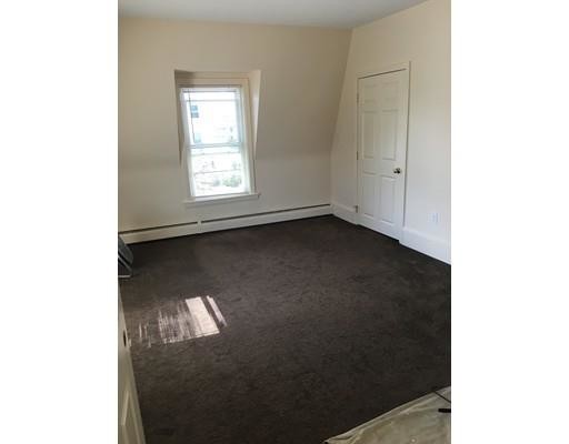 Building Photo - 86 Somerset Ave