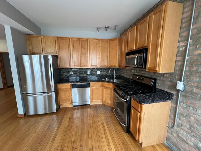 Foto del edificio - 1636 W Columbia Ave