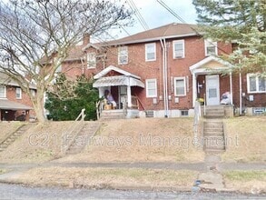 Building Photo - 864 Vankirk St
