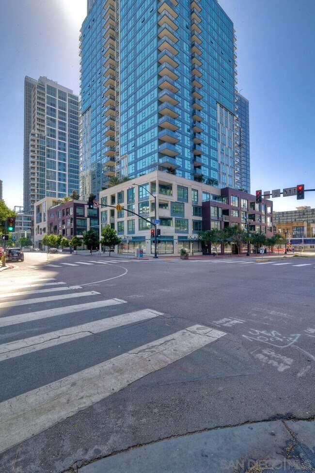Building Photo - 1388 Kettner Blvd