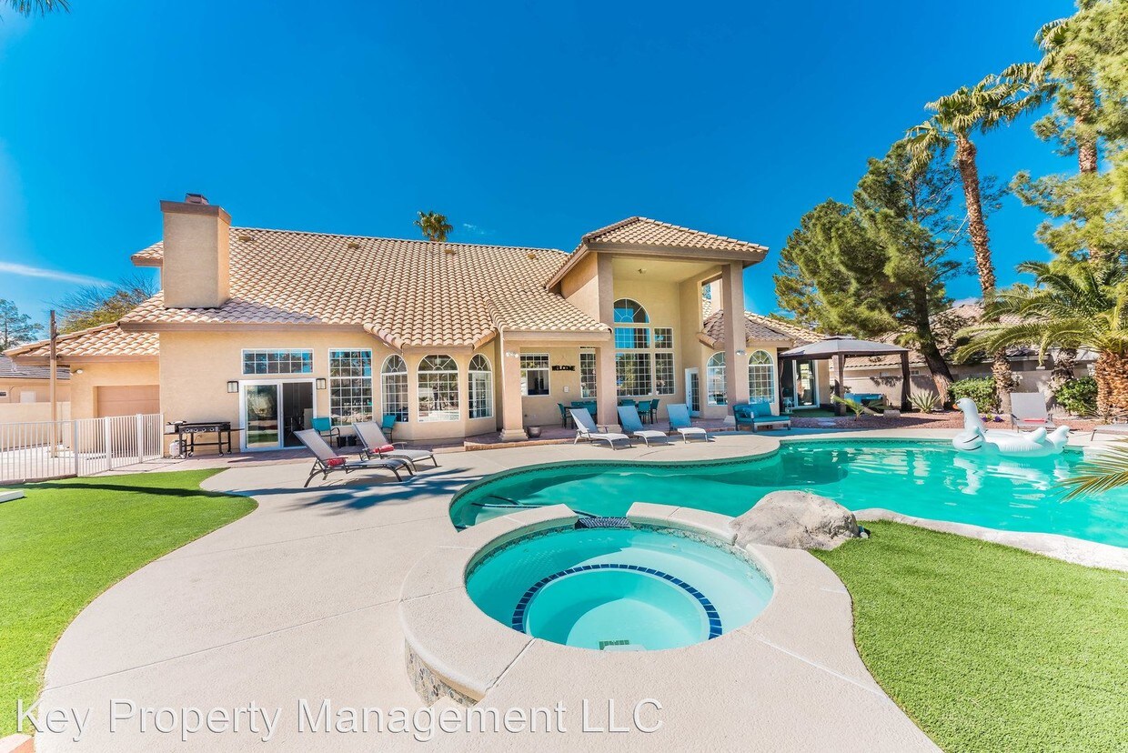 Primary Photo - 4 br, 3.5 bath House - 2220 Diamond Bar Dr