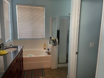 Foto del edificio - 5633 Ridgepoint Dr