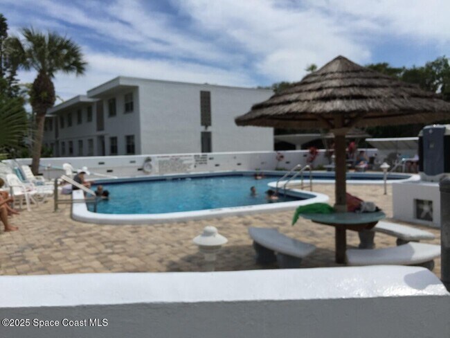 Foto del edificio - 8401 N Atlantic Ave