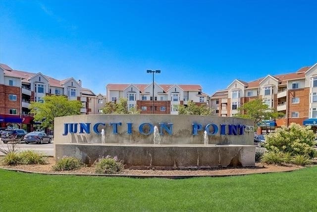 Building Photo - 301 Harbour Town Dr