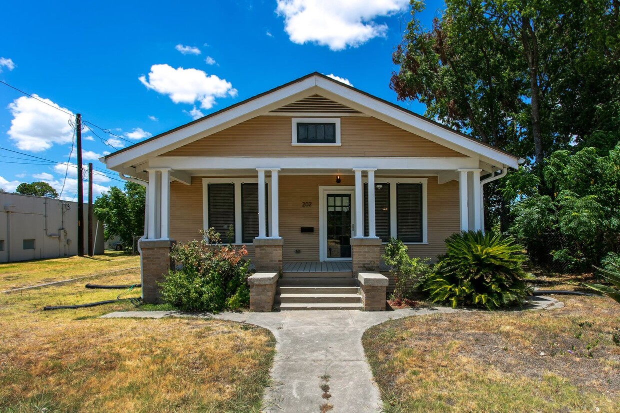 Foto principal - Fabulous 1925 Home in Bryan