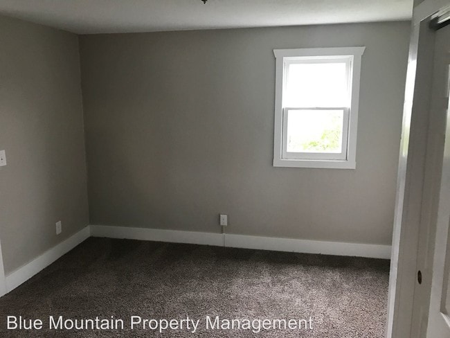 Building Photo - 2 br, 1 bath House - 2147 W Gardner Ln