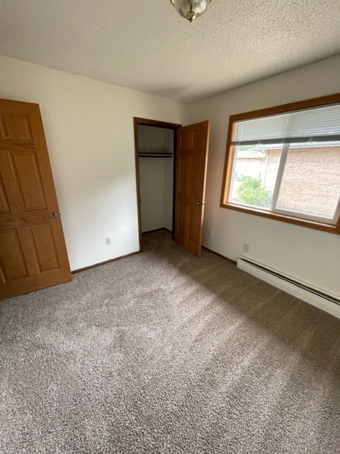 Building Photo - 2136 Belmont Ln