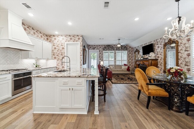 Building Photo - 21902 Lake Whitney Ct