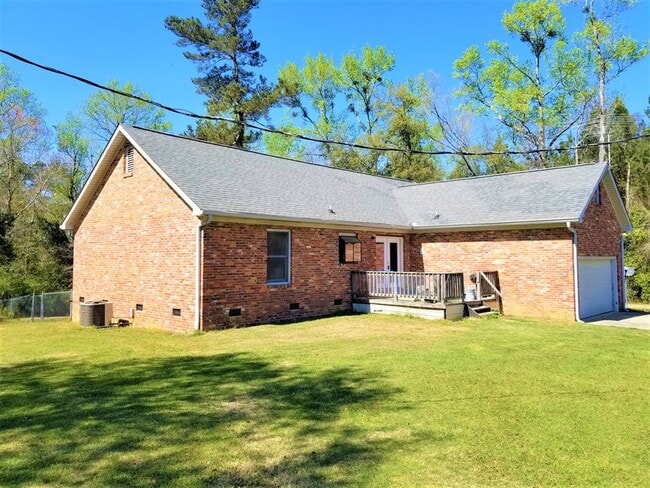 Building Photo - 2139 Tee Vee Rd