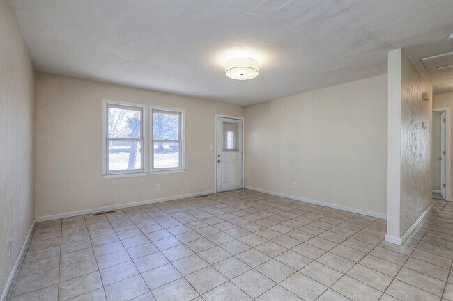 Foto del edificio - 709 N Woodland St