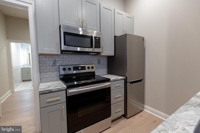 Building Photo - 1411 Walnut St