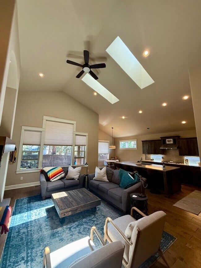 Building Photo - Luxury Single-Level Home with 3-Car Garage...