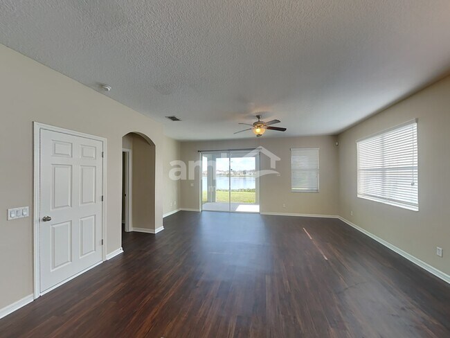 Foto del edificio - 10647 Pictorial Park Drive