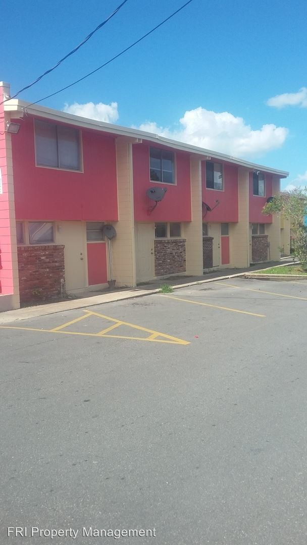 Building Photo - 1010 N Fiske Blvd