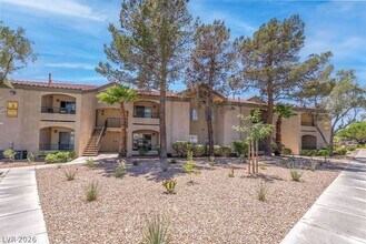 Building Photo - 7885 W Flamingo Rd