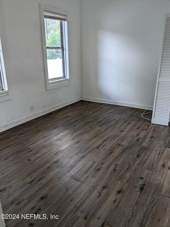 Foto del edificio - 2581 Orion St