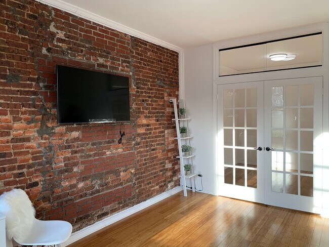Building Photo - 7611 3rd Ave