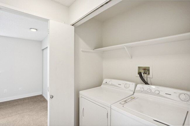 Interior Photo - Hillview Apartments