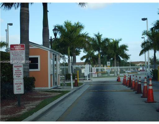 Foto del edificio - 2925 SE 16th Ave
