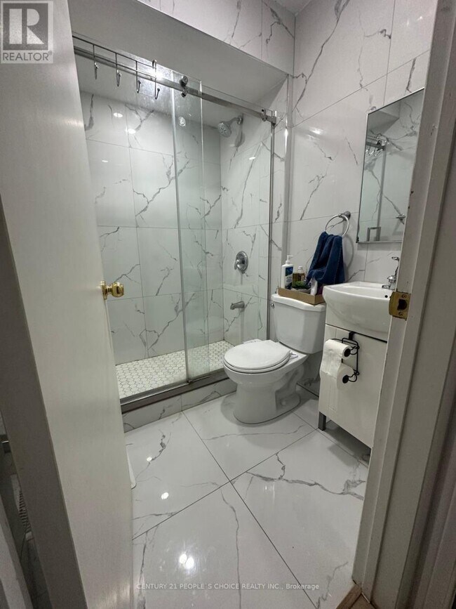 Photo du bâtiment - 147 Bruce Beer Dr